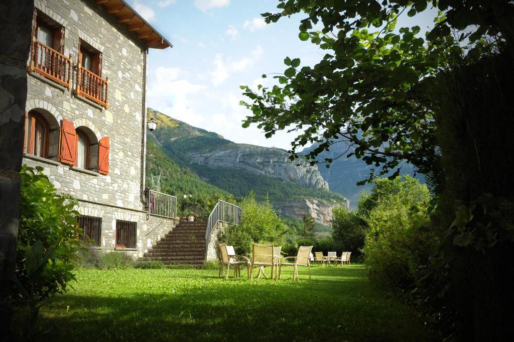 Hotel Abetos Torla-Ordesa Exterior photo
